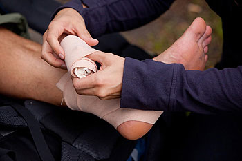 Ankle sprains treatment in the New York County: Midtown Manhattan NY (Murray Hill, Rose Hill, Kips Bay, Nomad, Gramercy Park, Peter Cooper Village, Midtown East, West Village, Chelsea, Garment District) and Kings County: Brooklyn, NY (Dumbo, Сobble Hill, Boerum Hill, Carroll Gardens, Brooklyn Heights, Clinton Hill, Columbia Street Waterfront District, Gowanus, Vinegar Hill, Park Slope) areas